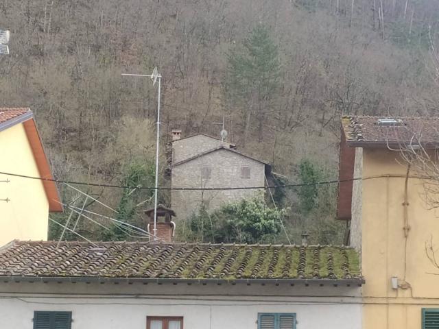 Villa Indipendente in vendita a Strada in Casentino, Castel San Niccolò
