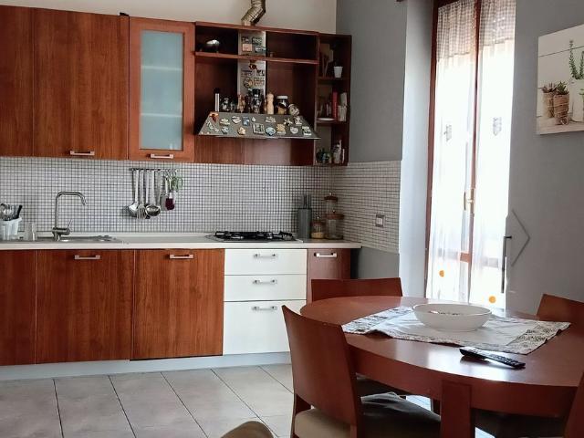 Villa Indipendente in vendita a Castegnate, Castellanza