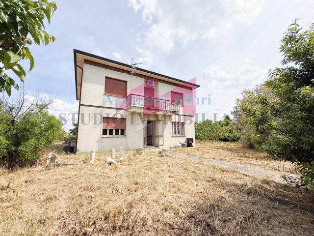 Villa Indipendente in vendita a Castelmassa, Veneto
