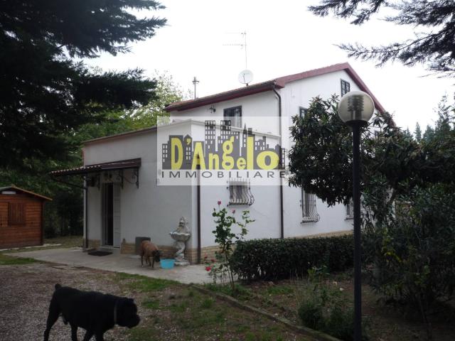 Villa Indipendente in vendita a Marche, Ascoli Piceno