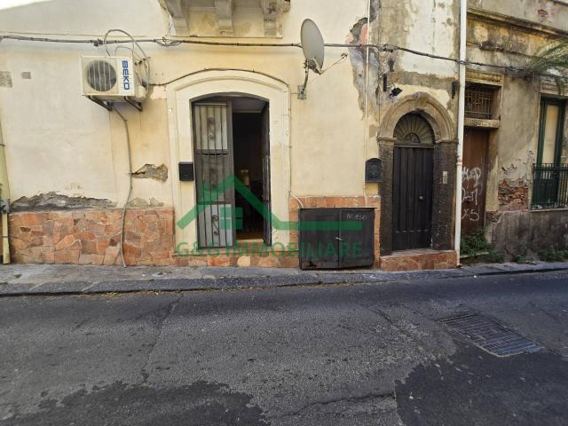 Villa Indipendente in vendita a Centro storico, Catania