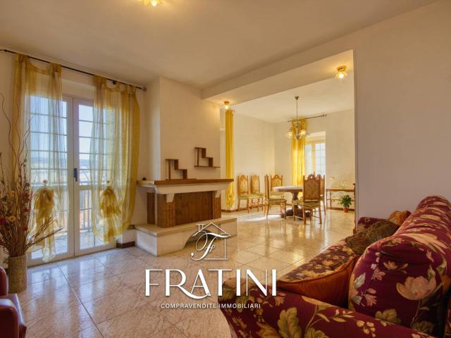 Villa Indipendente in vendita a Unione dei Comuni della Val Vibrata, Civitella Del Tronto