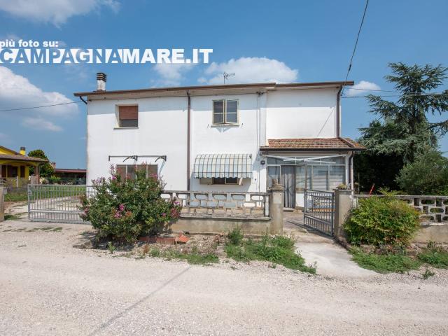 Villa Indipendente in vendita a Unione Delta del Po, Codigoro
