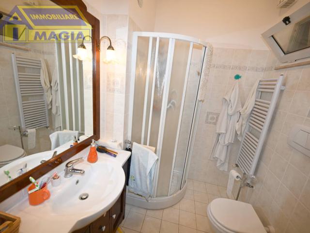 Villa Indipendente in vendita a Marche, Ascoli Piceno
