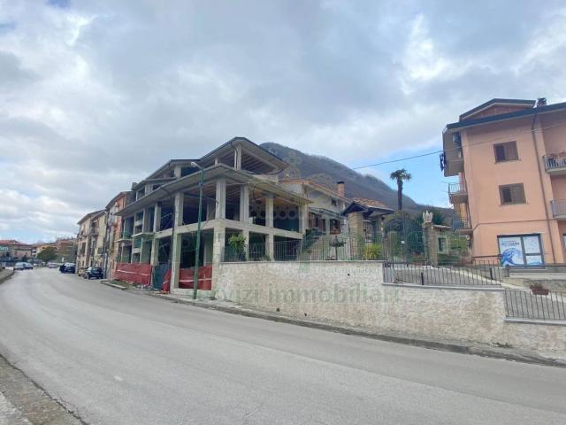 Villa Indipendente in vendita a Contrada, Campania