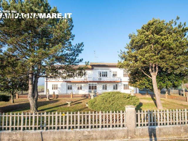 Villa Indipendente in vendita a Unione Terre e Fiumi, Copparo