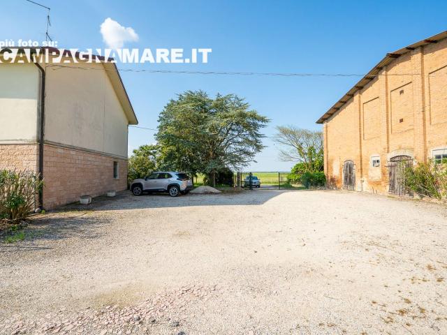 Villa Indipendente in vendita a Coccanile-Cesta, Copparo