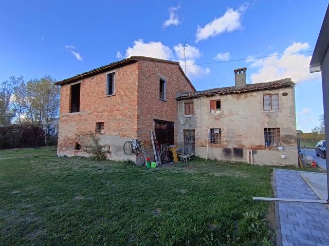 Villa Indipendente in vendita a Unione dei comuni della Bassa Romagna, Cotignola