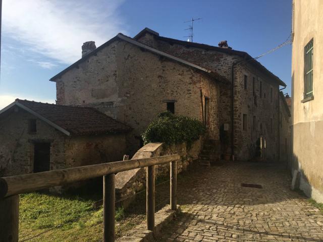 Villa Indipendente in vendita a Dego, Liguria