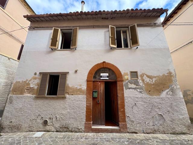 Villa Indipendente in vendita a Piano, Marche