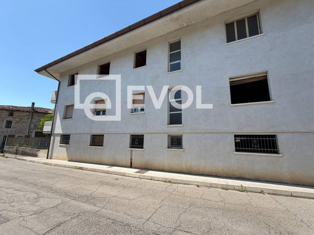 Villa Indipendente in vendita a Fagagna, Friuli-Venezia Giulia