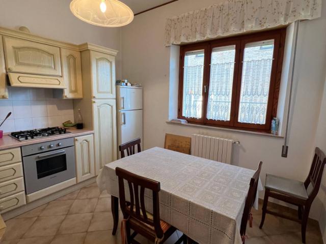 Villa Indipendente in vendita a Girola, Fermo