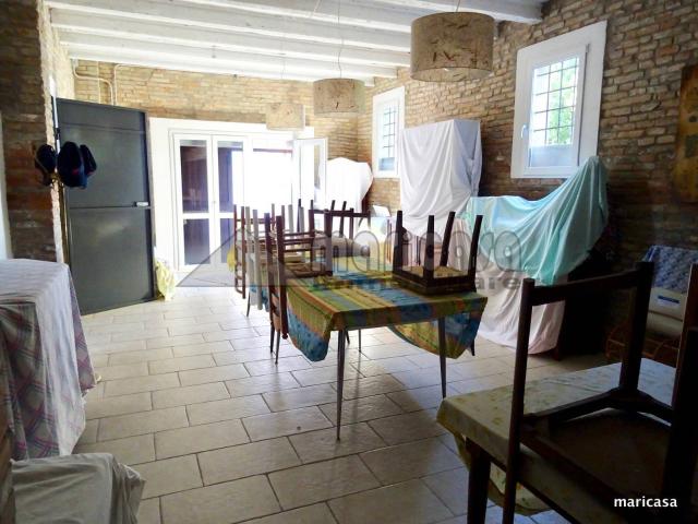 Villa Indipendente in vendita a Ferrara, Reggio Emilia