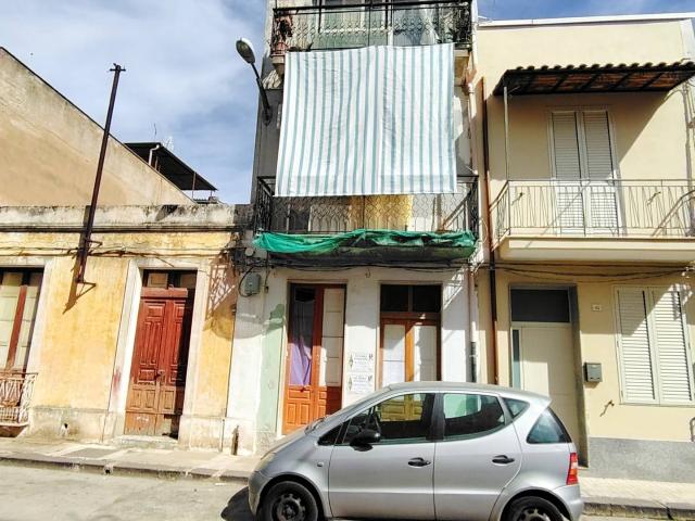 Villa Indipendente in vendita a Floridia, Sicilia