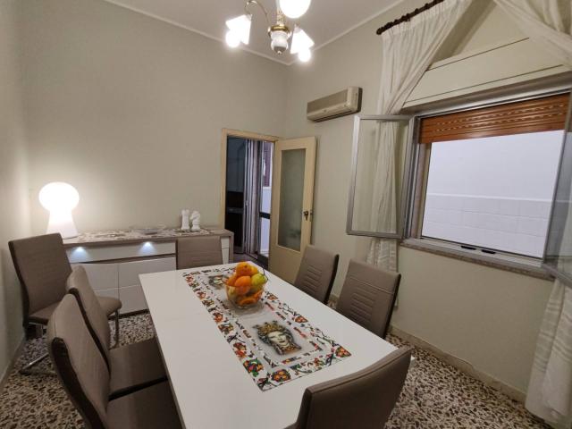 Villa Indipendente in vendita a Floridia, Sicilia