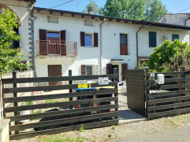 Villa Indipendente in vendita a Piemonte, Alessandria