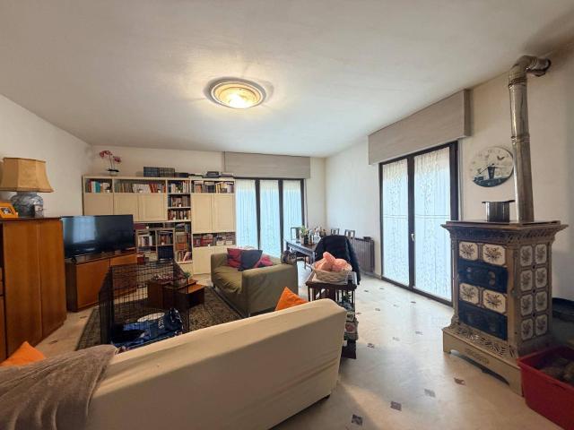 Villa Indipendente in vendita a Comunità montana del Sebino bresciano, Iseo