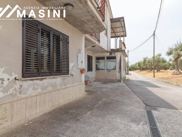 Villa Indipendente in vendita a Costa di Chieti, Lanciano