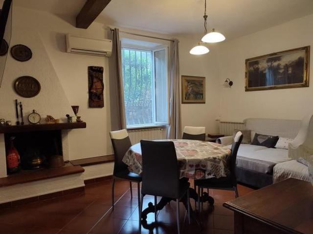 Villa Indipendente in vendita a Luni, Liguria