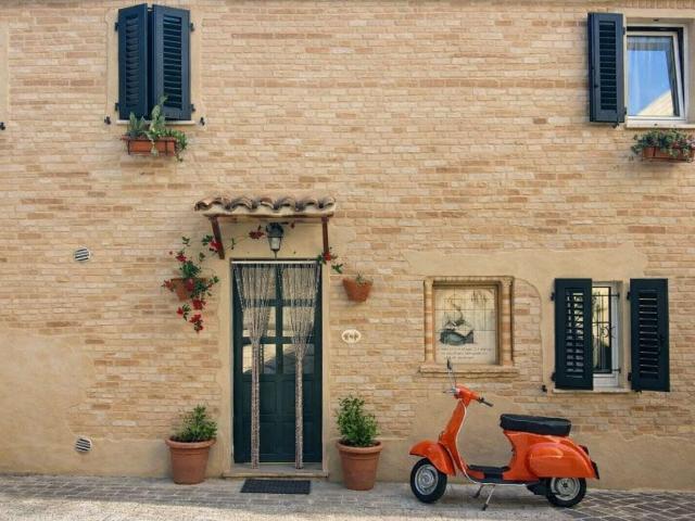 Villa Indipendente in vendita a Santa Croce, Marche