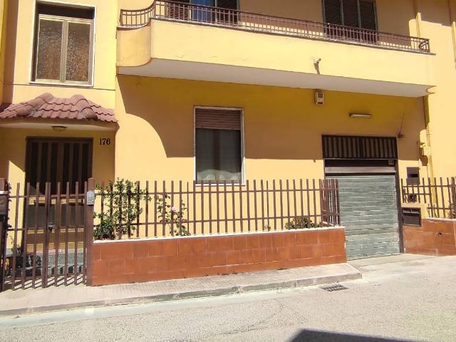 Villa Indipendente in vendita a Maddaloni, Caserta
