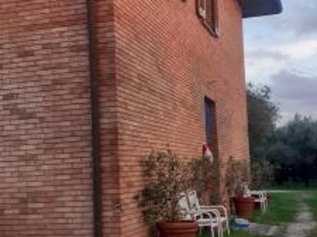 Villa Indipendente in vendita a Marina Di Massa, Toscana