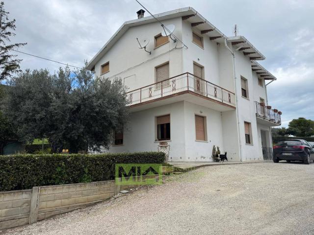 Villa Indipendente in vendita a Marche, Ascoli Piceno