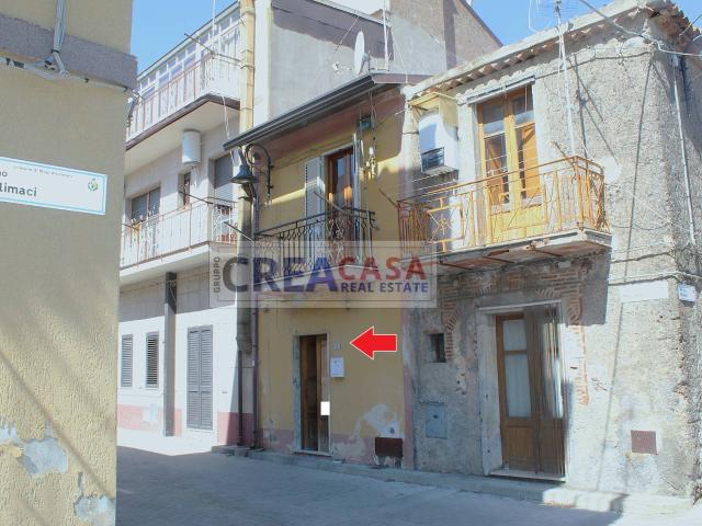 Villa Indipendente in vendita a Moio Alcantara, Messina