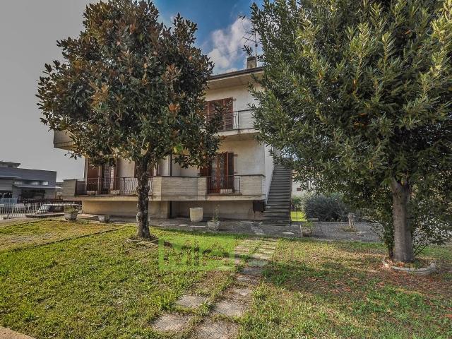 Villa Indipendente in vendita a Marche, Ascoli Piceno