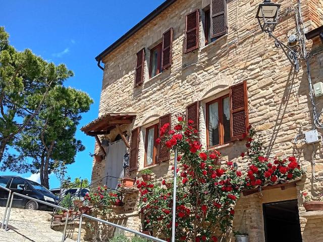 Villa Indipendente in vendita a Sala, Marche