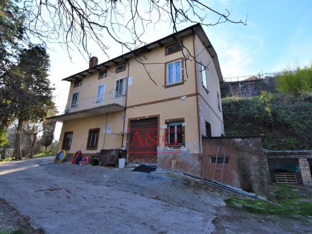 Villa Indipendente in vendita a Sala, Marche