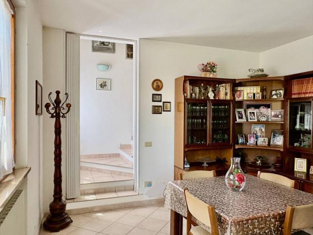 Villa Indipendente in vendita a Marche, Ancona
