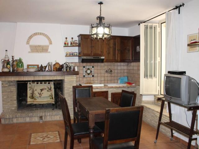 Villa Indipendente in vendita a Montenero di Bisaccia, Molise