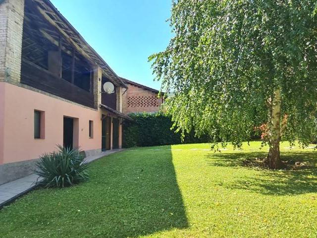 Villa Indipendente in vendita a Montesegale, Lombardia