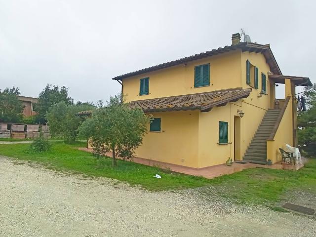 Villa Indipendente in vendita a Montopoli In Val D'arno, Toscana