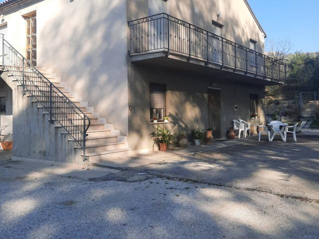 Villa Indipendente in vendita a Marche, Fermo