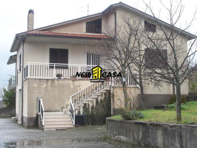 Villa Indipendente in vendita a Nusco, Campania