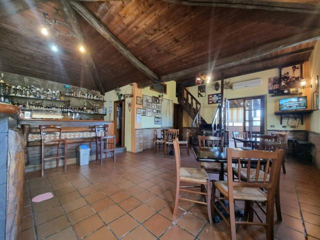 Villa Indipendente in vendita a Nuxis, Sardigna/Sardegna