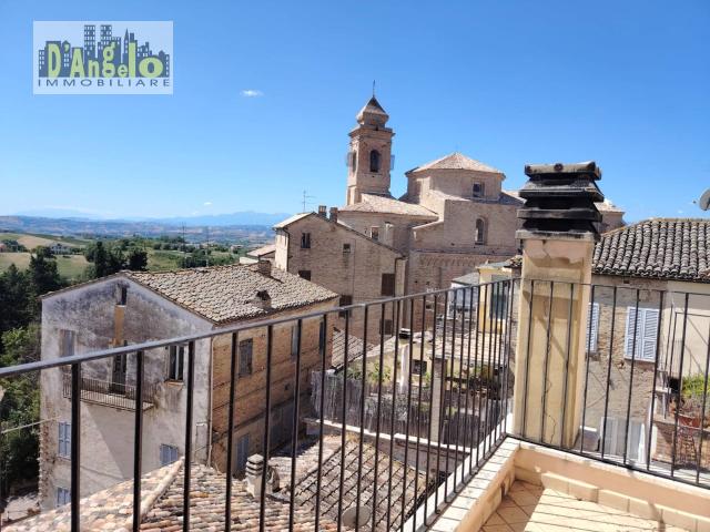 Villa Indipendente in vendita a Marche, Ascoli Piceno