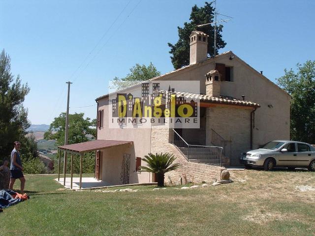 Villa Indipendente in vendita a Marche, Ascoli Piceno