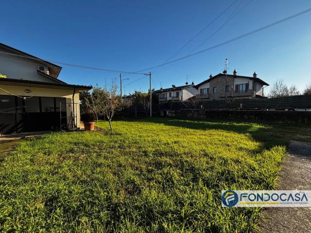 Villa Indipendente in vendita a Sacro Cuore, Palazzolo Sull'oglio