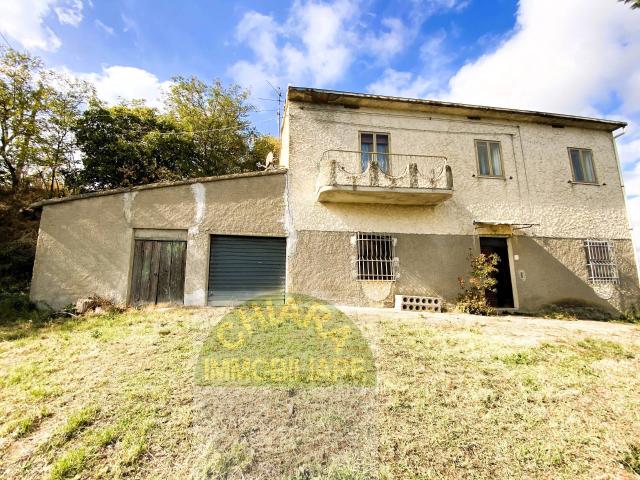 Villa Indipendente in vendita a Palmoli, Abruzzo