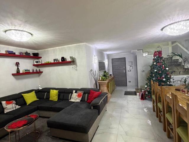 Villa Indipendente in vendita a San Leonardo, Sorbolo