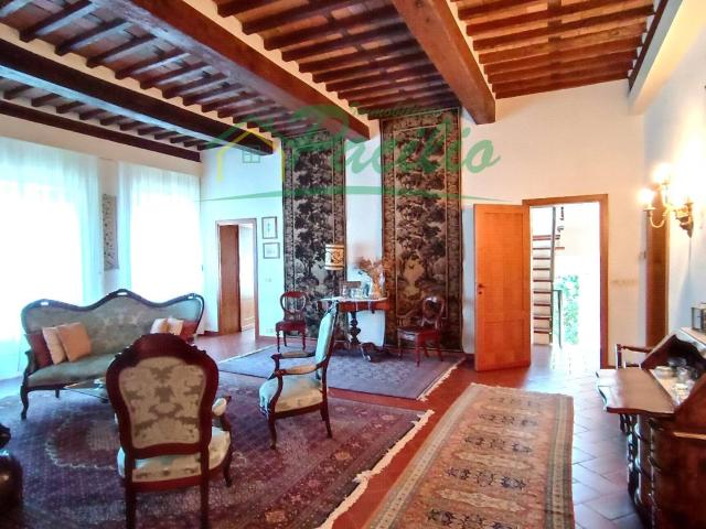 Villa Indipendente in vendita a Unione dei comuni Media Valle del Serchio, Pescaglia