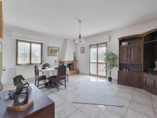 Villa Indipendente in vendita a Pianella, Abruzzo