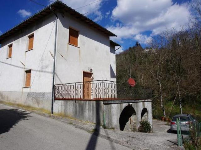 Villa Indipendente in vendita a Unione dei comuni Media Valle del Serchio, Pescaglia