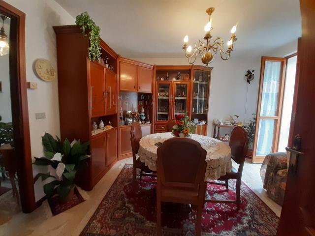 Villa Indipendente in vendita a Pieve Di Teco, Liguria