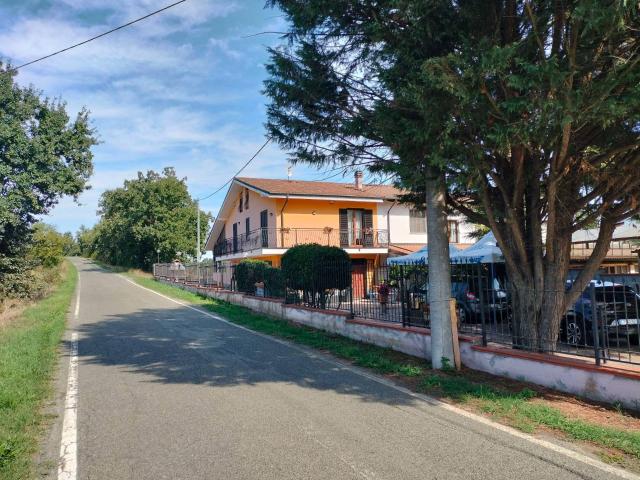 Villa Indipendente in vendita a Piemonte, Alessandria