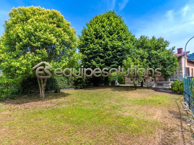 Villa Indipendente in vendita a Ranica, Lombardia