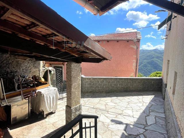 Villa Indipendente in vendita a Ranzo, Liguria